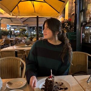 Meet your Posher, Vanessa